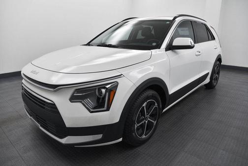 2023 Kia Niro EX
