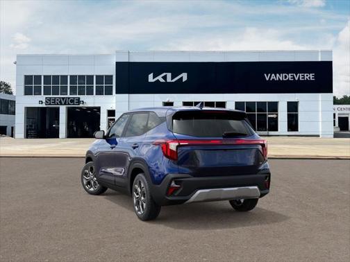2025 Kia Seltos LX