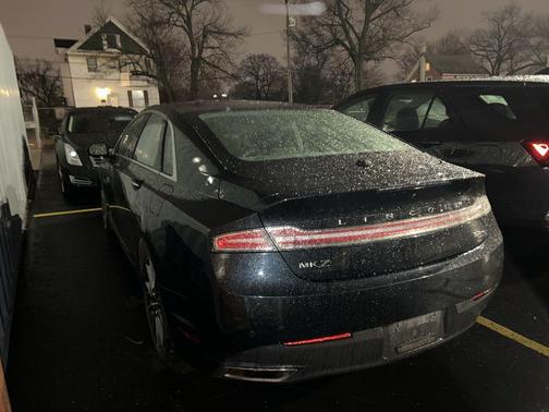 2014 Lincoln MKZ Base