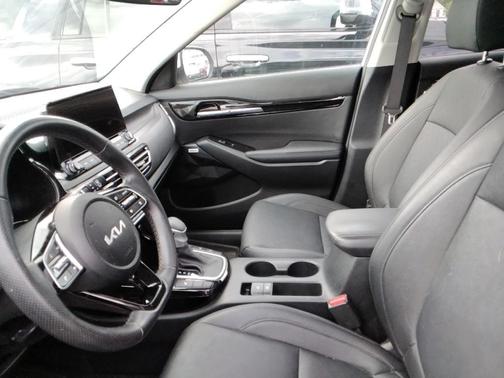 2023 Kia Seltos SX Turbo