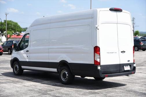 2022 Ford Transit-250 Base