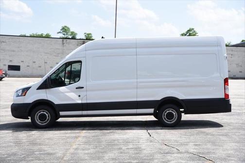 2022 Ford Transit-250 Base