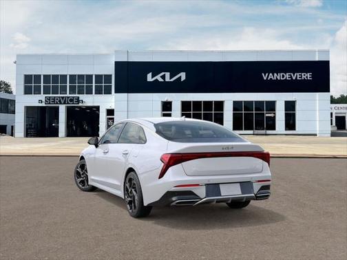 2025 Kia K5 GT-Line