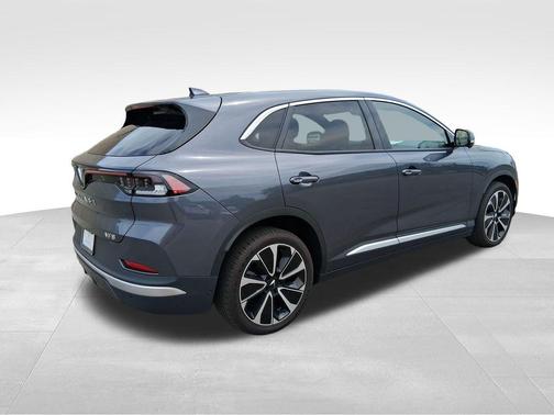 Neptune 2025 VinFast VF 8 Plus