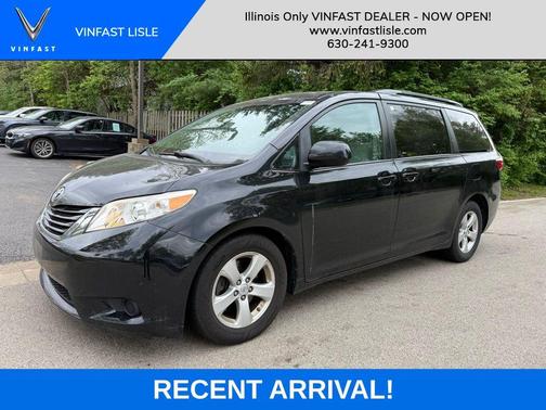 Attitude Black 2015 Toyota Sienna LE