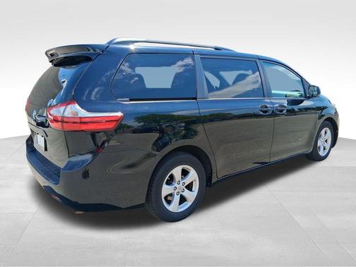 Attitude Black 2015 Toyota Sienna LE