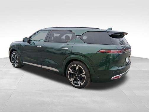 2024 VinFast VF 9 Plus