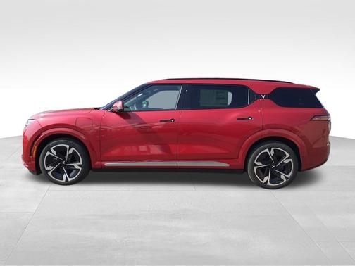2024 VinFast VF 9 Plus