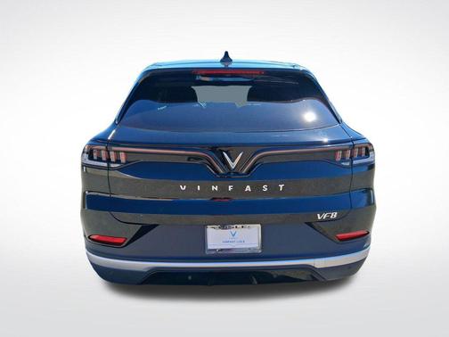 Jet Black 2023 VinFast VF 8 Eco