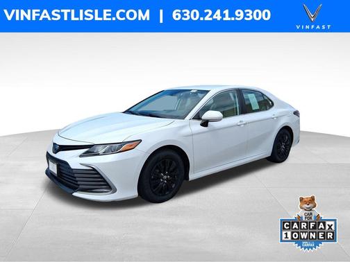 White 2022 Toyota Camry LE