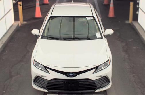 White 2022 Toyota Camry LE