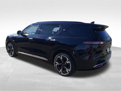 2024 VinFast VF 9 Plus