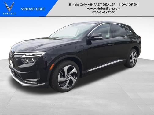 2025 VinFast VF 8 Eco