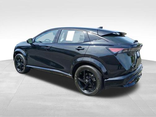 Black Diamond Pearl 2024 Nissan ARIYA ENGAGE