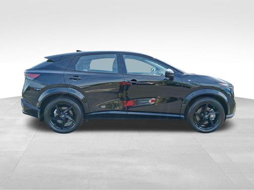 Black Diamond Pearl 2024 Nissan ARIYA ENGAGE