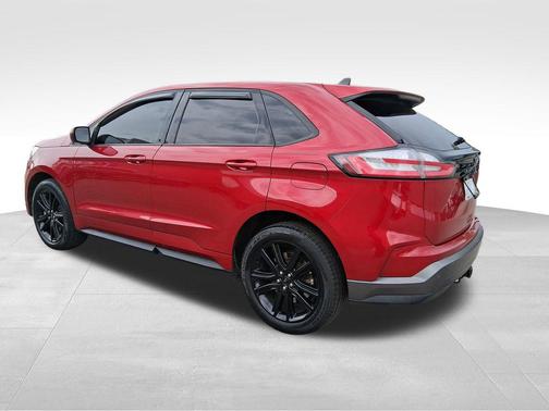 Rapid Red Metallic Tinted Clearcoat 2022 Ford Edge ST Line