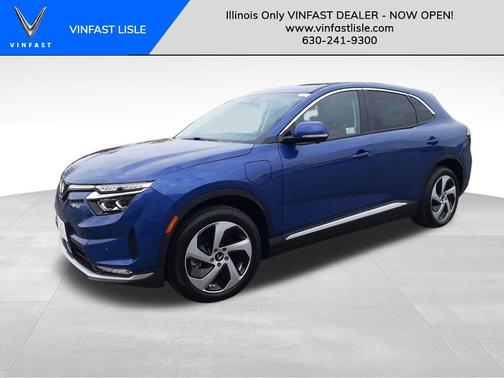 2025 VinFast VF 8 Eco