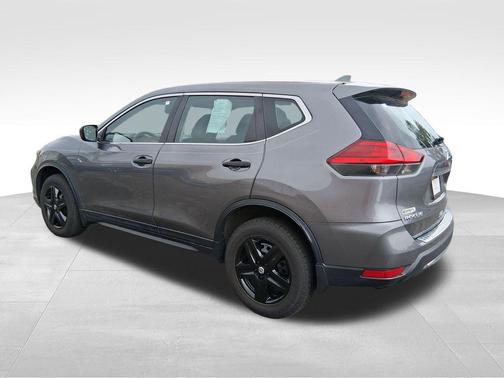 Gun Metallic 2017 Nissan Rogue S