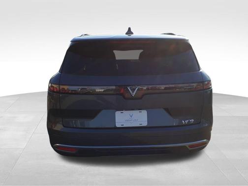 2024 VinFast VF 9 Plus