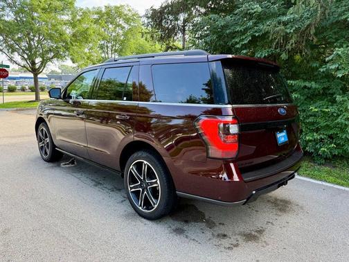 Burgundy Velvet Metallic Tinted Clearcoat 2020 Ford Expedition Limited