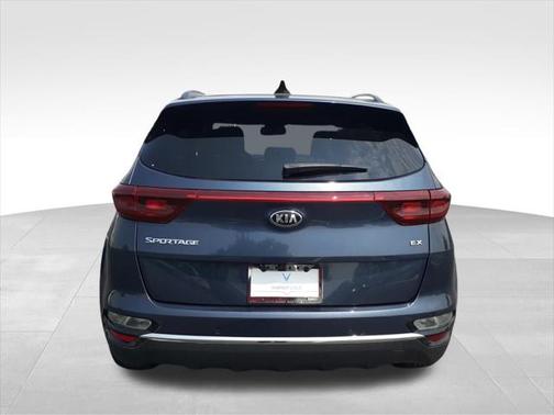 2022 Kia Sportage EX