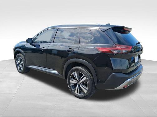 Super Black 2021 Nissan Rogue Platinum