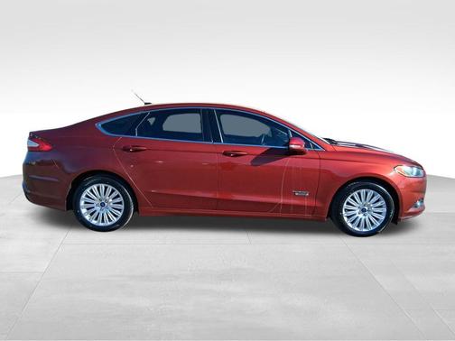 2014 Ford Fusion Energi SE Luxury