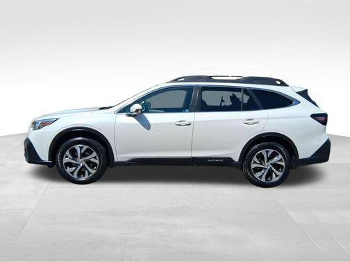 Crystal White Pearl 2020 Subaru Outback Limited