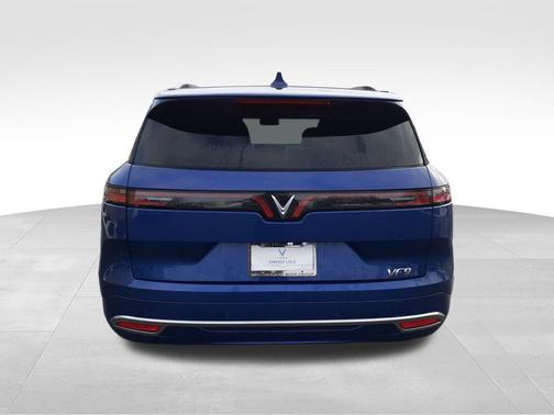 2024 VinFast VF 9 Plus