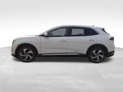 2025 VinFast VF 8 Eco
