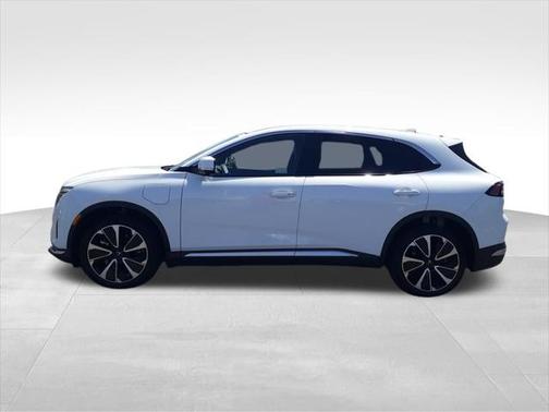 2025 VinFast VF 8 Plus