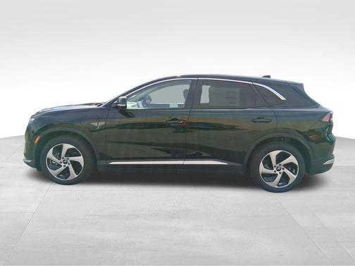 Jet Black 2025 VinFast VF 8 Eco