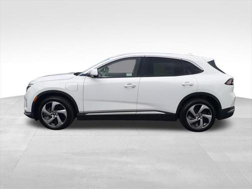 2025 VinFast VF 8 Eco