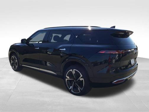2024 VinFast VF 9 Plus