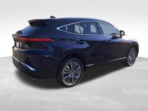 2022 Toyota Venza XLE