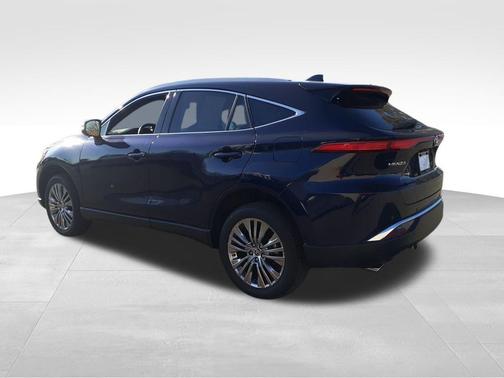 2022 Toyota Venza XLE