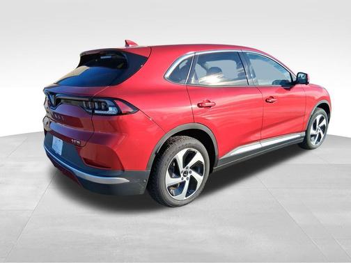 2025 VinFast VF 8 Eco