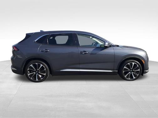 2023 VinFast VF 8 Plus