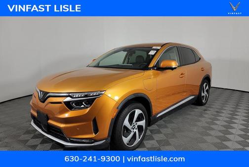 Sunset Orange Metallic 2023 VinFast VF 8 Eco