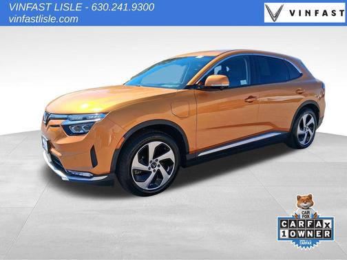 Sunset Orange Metallic 2023 VinFast VF 8 Eco