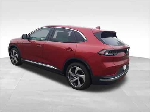 2025 VinFast VF 8 Eco