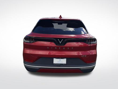 2023 VinFast VF 8 Plus