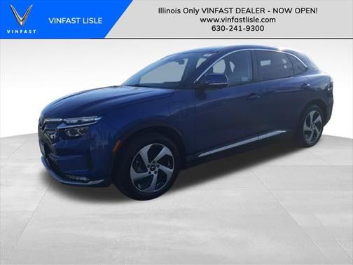 2025 VinFast VF 8 Eco