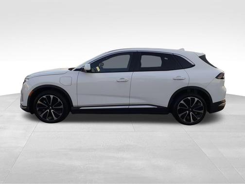 2025 VinFast VF 8 Plus