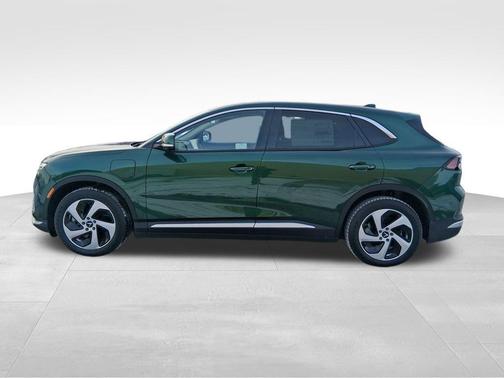 2025 VinFast VF 8 Eco