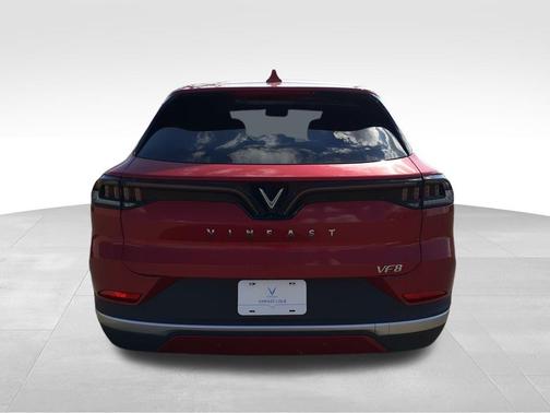2023 VinFast VF 8 Plus