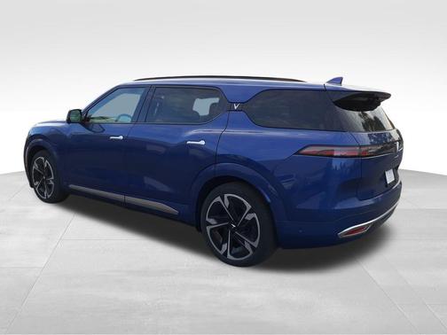 2024 VinFast VF 9 Plus