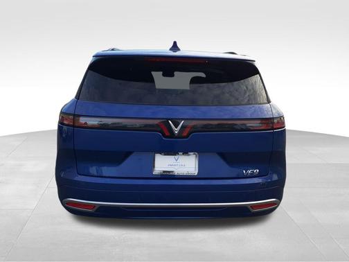 2024 VinFast VF 9 Plus