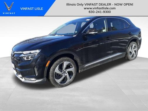 2025 VinFast VF 8 Eco