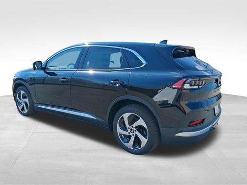 Jet Black 2025 VinFast VF 8 Eco